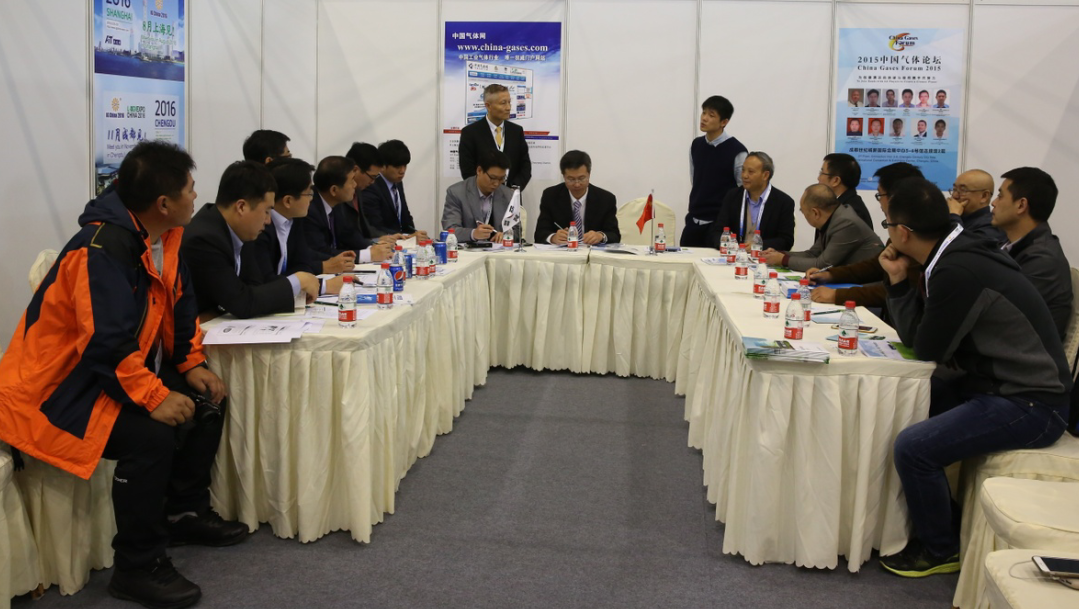 中韩天然气汽车发展交流会在成都举办(图1)